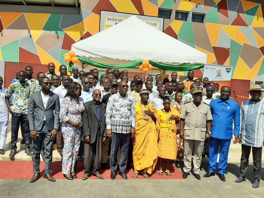 Investiture des délégués départementaux CNJ-CI de la Mé/ Jean-Luc Assi (parrain) aux jeunes : 