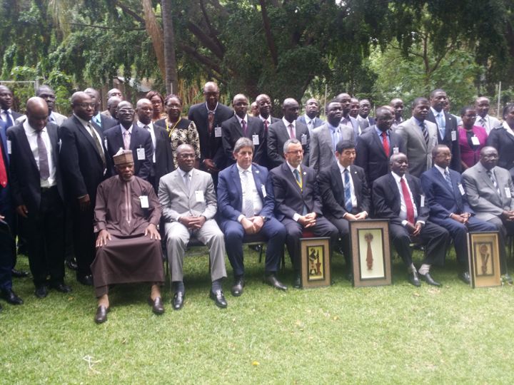 Réunion des Douanes de l’Union Africaine au Zimbabwe: Le Général Issa Coulibaly à la tête d’une forte délégation