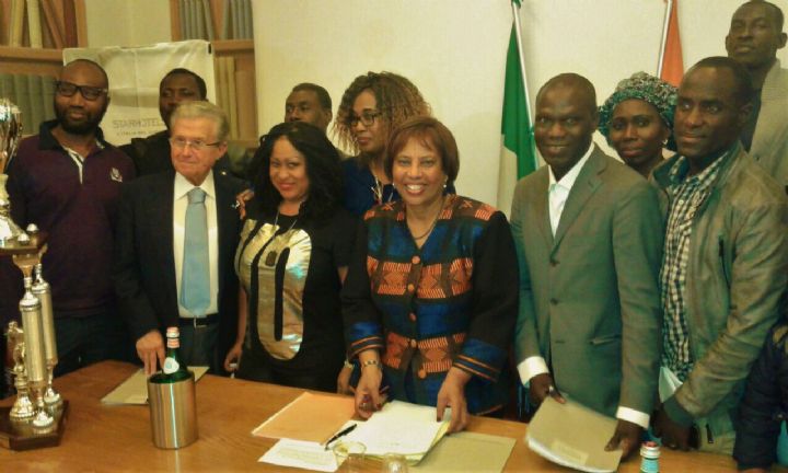 Campagne Référendaire en Italie : l‘ambassadeur Janine Tagliante-Saracino appelle à la mobilisation générale pour le vote du 30 octobre 2016