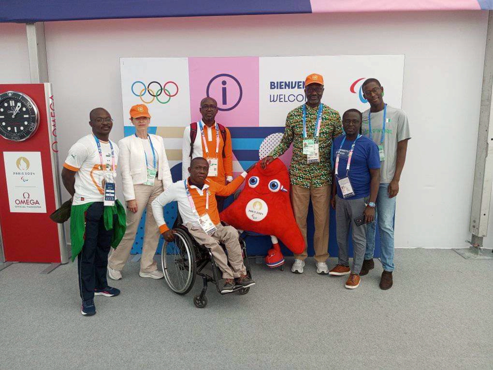 Jeux de Paris 2024 : Tidjane Thiam rend visite à la délégation ivoirienne paralympique