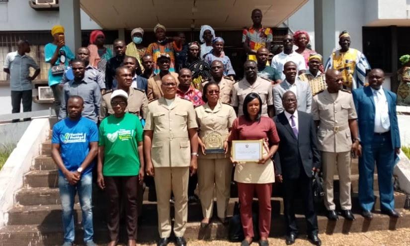 JNE 2021 : La lauréate du Prix du meilleur Artisan de paix et de cohésion sociale présentée aux populations de Man