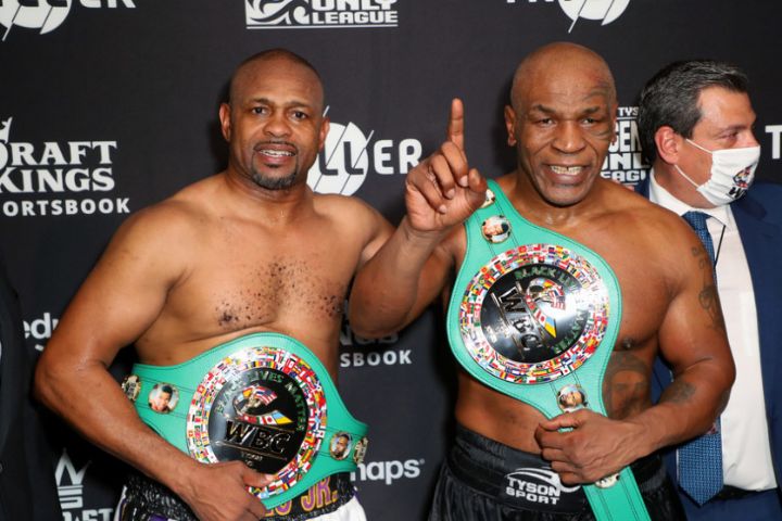 Boxe: Le combat des vétérans entre Mike Tyson et Roy Jones se solde par un nul