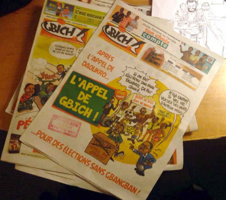 Au journal satirique