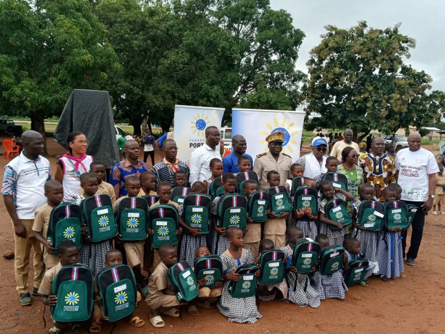Karakoro : la Fondation PORTEO renforce son soutien à l’éducation avec de nouveaux kits scolaires