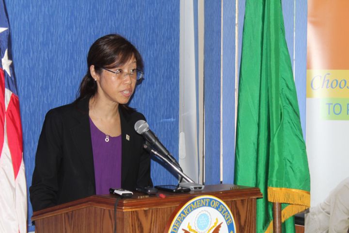 La principale Vice-présidente adjointe du MCC en Côte d’Ivoire pour promouvoir le Compact et présenter la mission résidente