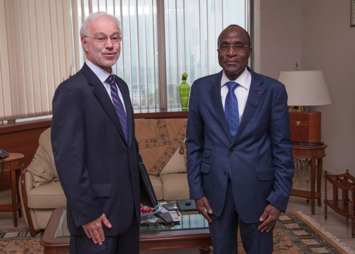 Audiences du Ministre auprès du Premier Ministre chargé de l’Economie et des Finances : L’ambassadeur des Etats –unis et une mission économique suisse chez le Ministre Adama KONE