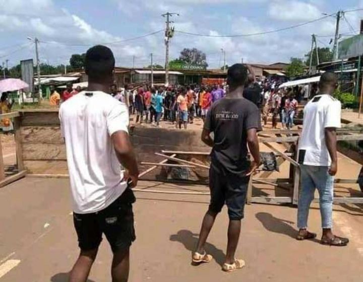 Une marche dégénère en affrontements à M’batto