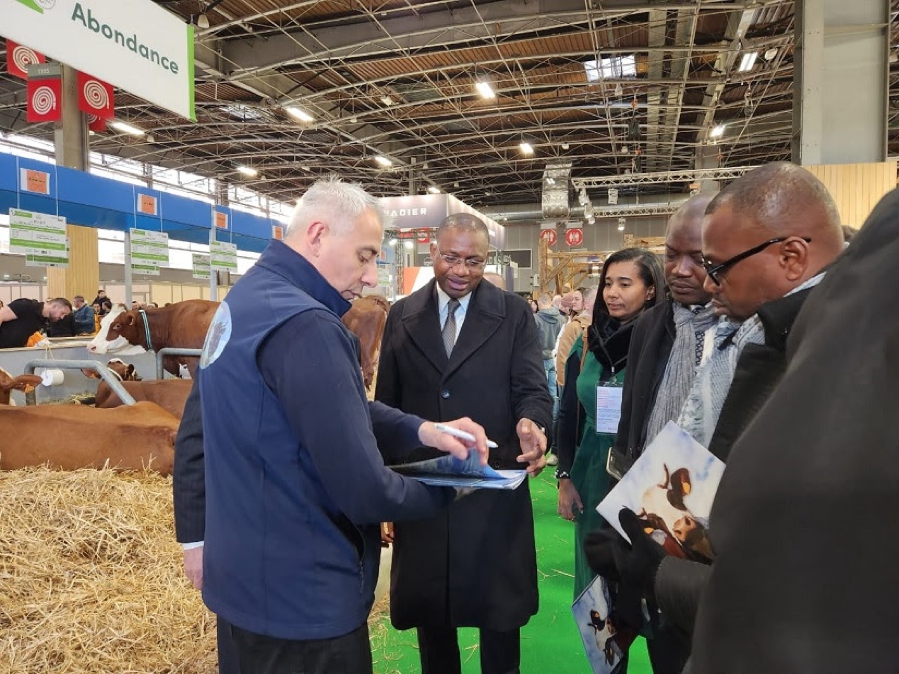  Au SIA 2023, Sidi Touré multiplie les rencontres pour le développement des filières animale et halieutique