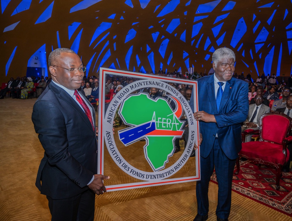 21e AG de l'AFERA : Le Premier Ministre Robert Beugré Mambé évoque des solutions pour le financement des réseaux routiers
