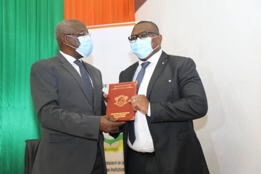 La Côte d'Ivoire compte 15 institutions (officiel)
