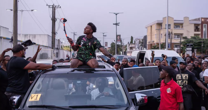 La folle tournée en Afrique de l'influenceur IShowSpeed