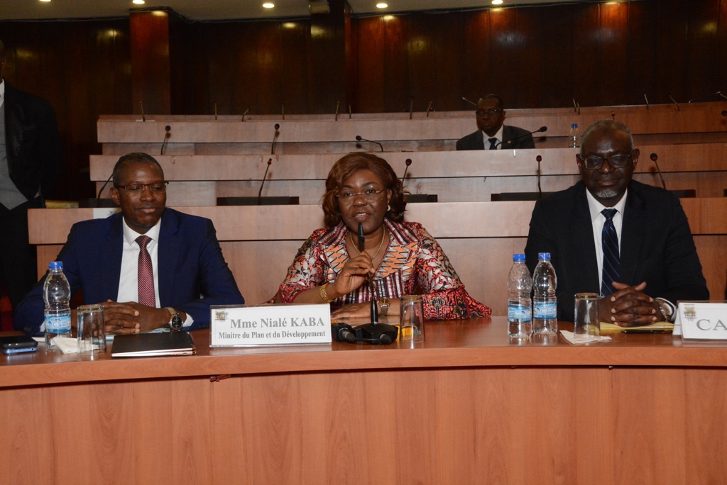 Côte d’Ivoire : le Gouvernement se dote d’une loi d’évaluation des politiques publiques