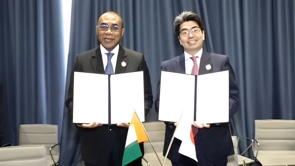 La République de Côte d’Ivoire et JBIC signent un accord-cadre en faveur de projets environnementaux