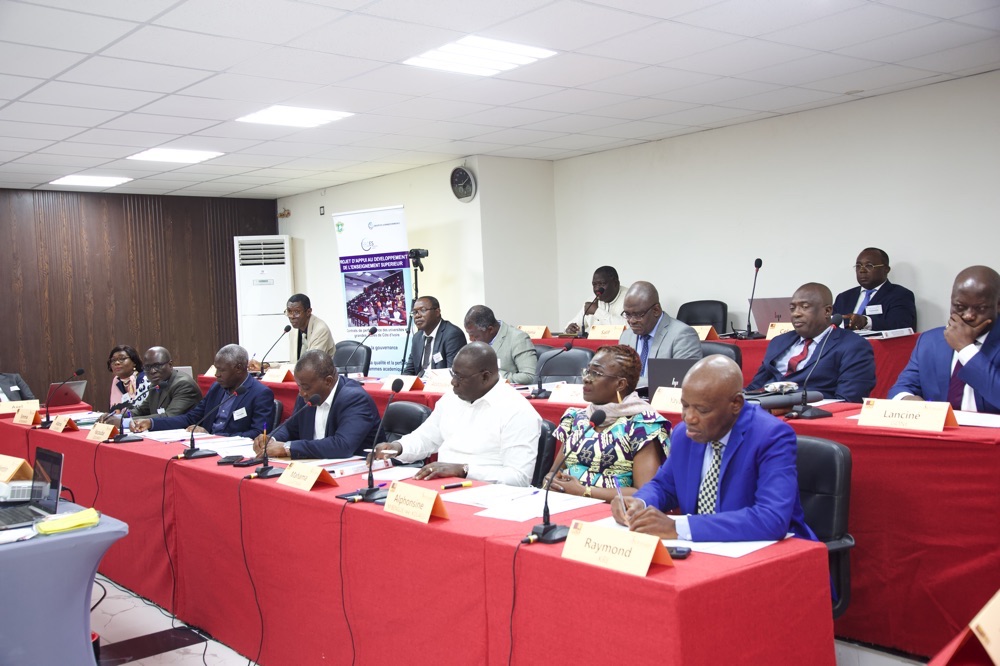 La révision du management des universités publiques au centre d'un atelier à Abidjan