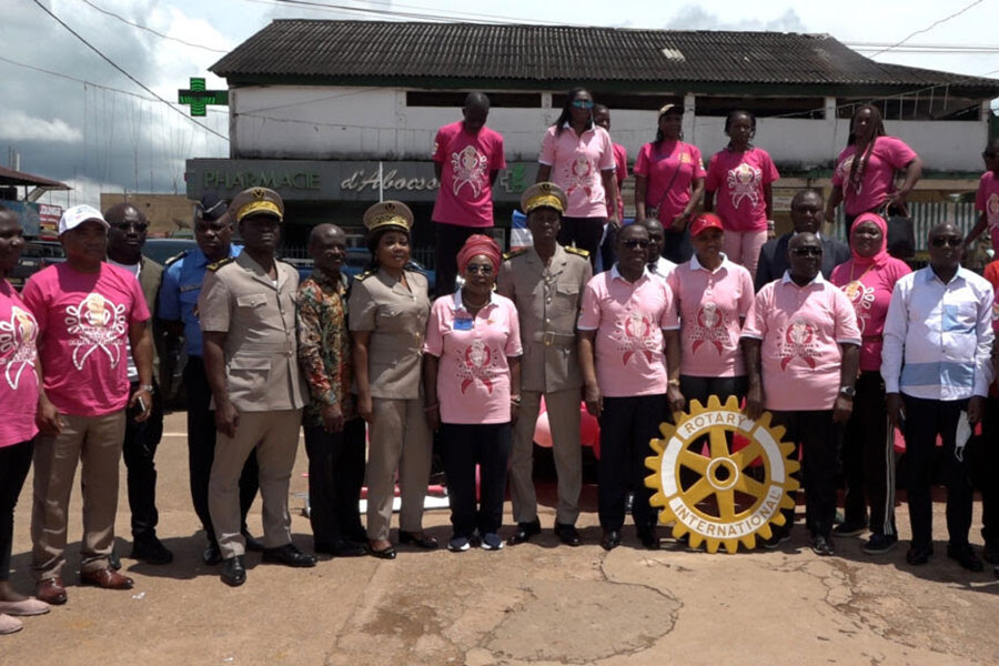 Jérémie N'gouan et Aka Aouélé offrent plusieurs semaines de dépistage gratuit du cancer du sein aux femmes d'Aboisso