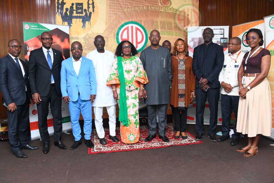 Le CNDH dénonce la faible représentation persistante des femmes en politique en Côte d'Ivoire