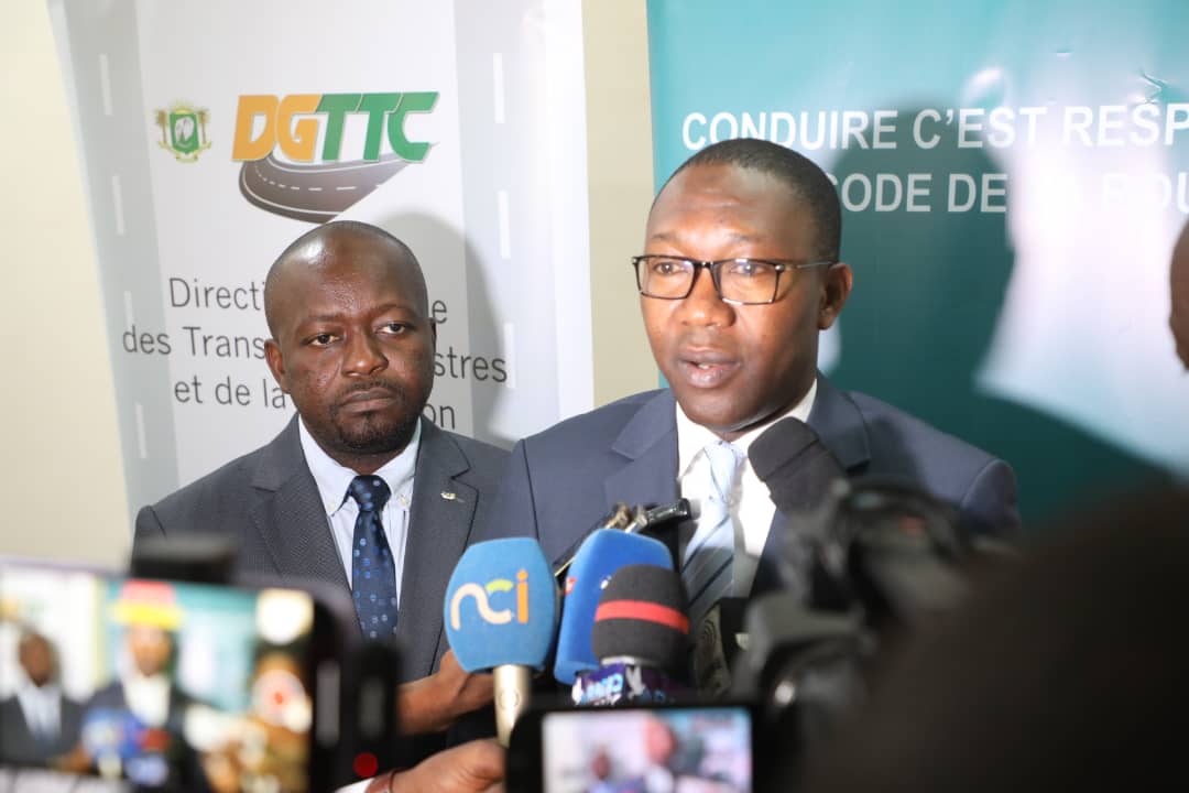 Interdiction du boulevard Félix Houphouët- Boigny aux engins à deux et trois roues : le DGTTC, Oumar Sako rencontre les acteurs du secteur de la livraison et de la messagerie