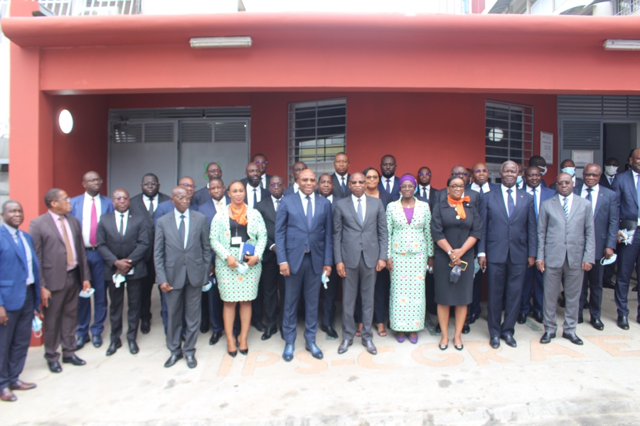 Le ministre Adama Kamara encourage la CGRAE à mettre en œuvre rapidement le régime de retraite complémentaire