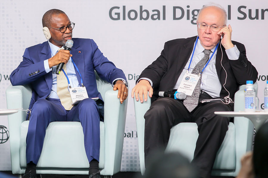 Accélération de l’inclusion sociale : le ministre Adama Kamara plaide auprès de la Banque mondiale en faveur du renforcement des mécanismes d’aide à la création d’emplois décents