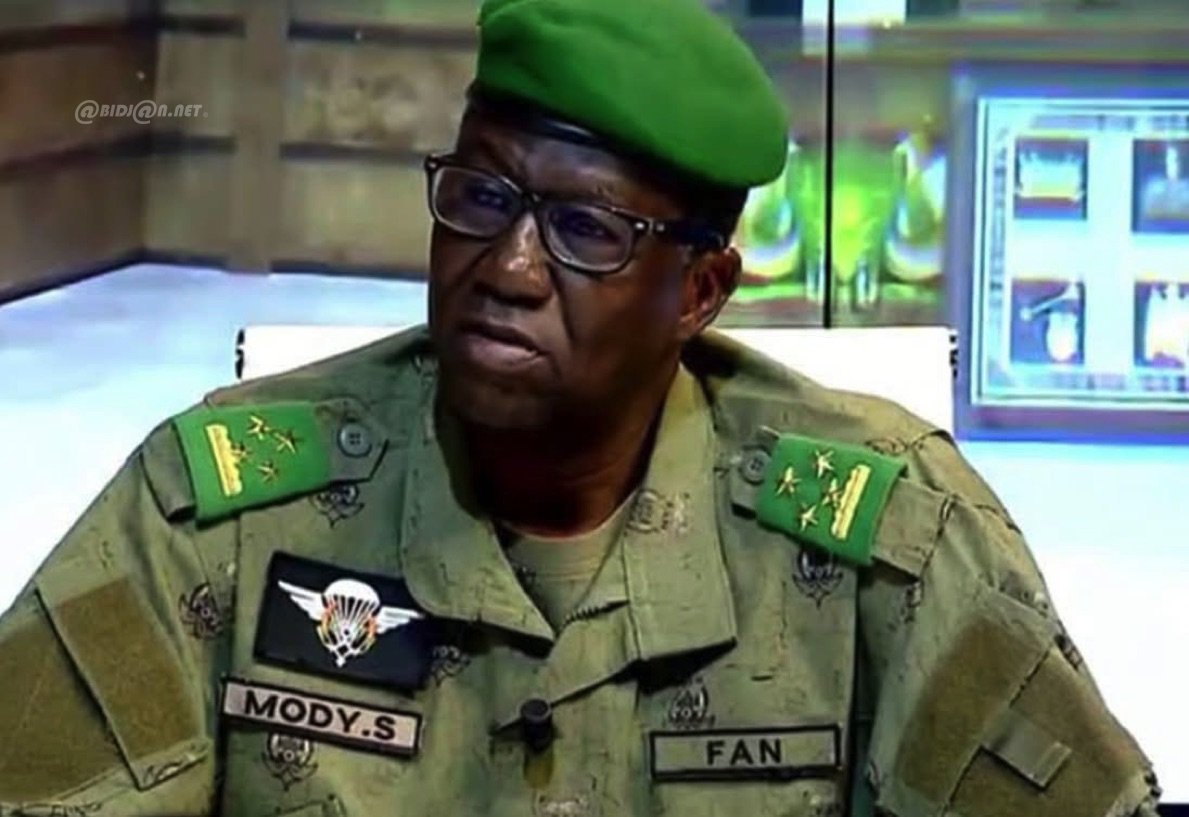 Des affrontements secouent la capitale du Niger, la junte affirme avoir repris le contrôle