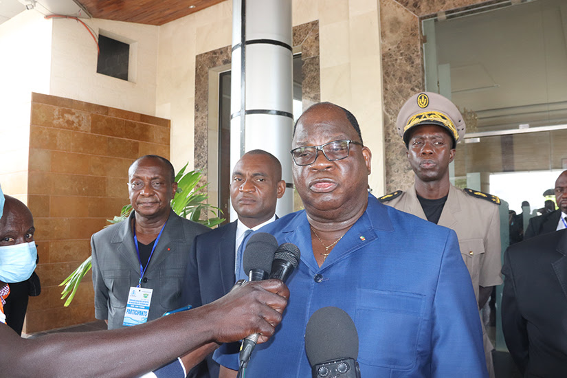 Tchagba Laurent annonce des solutions aux problèmes d’eau potable du Bas-Sassandra