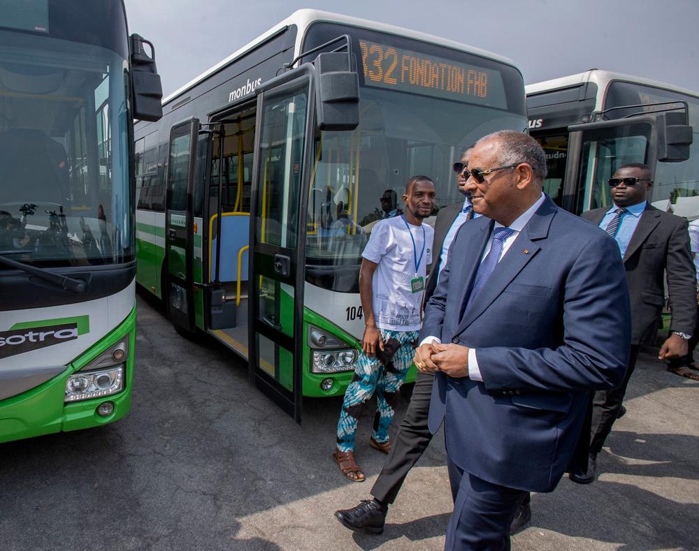 Transport urbain : le Premier Ministre Patrick Achi lance les activités de la SOTRA dans la capitale politique Yamoussoukro