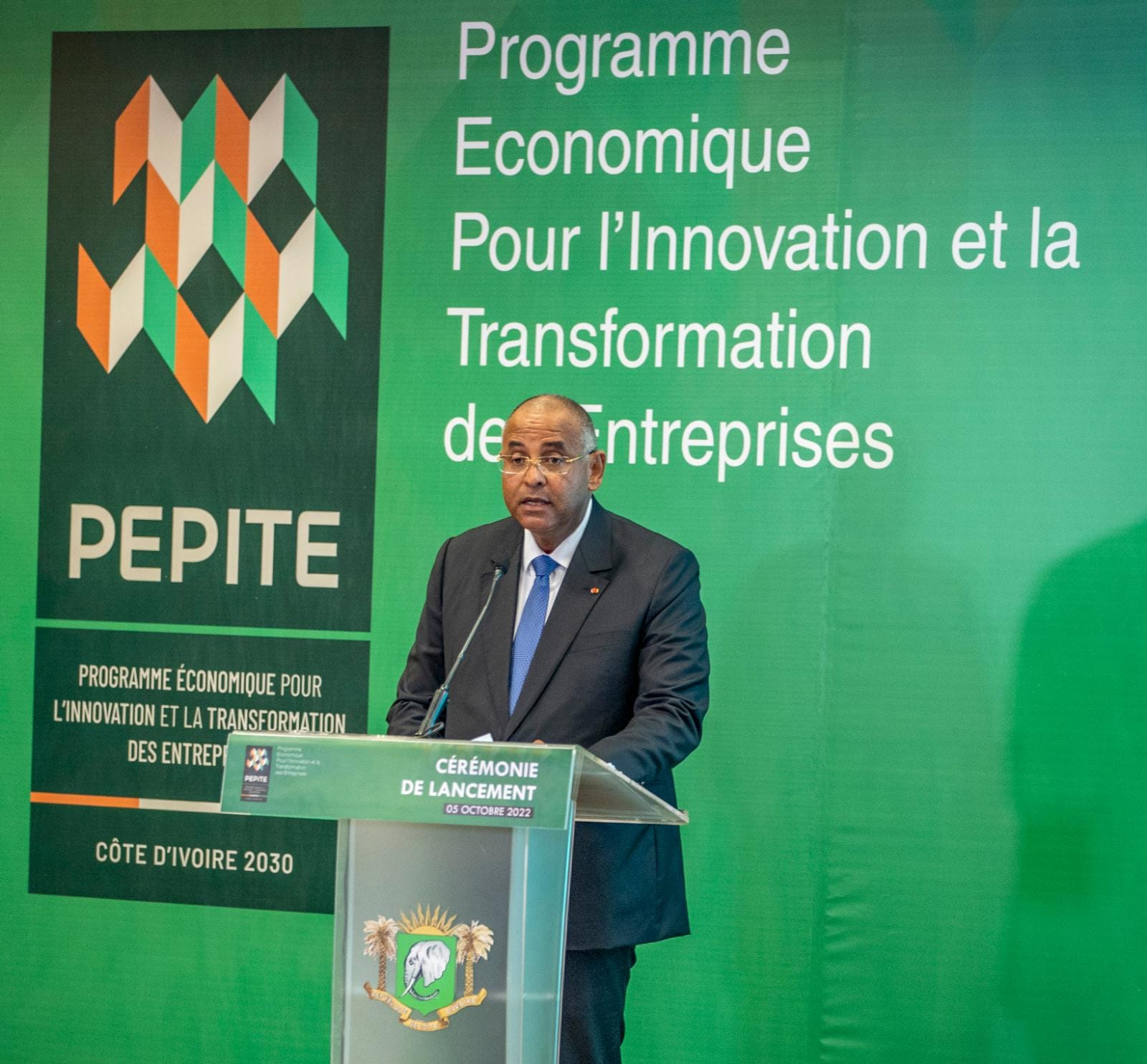 Économie : le Premier Ministre, Patrick Achi, lance officiellement le Programme économique Pour l’Innovation et la Transformation des Entreprises (PEPITE)