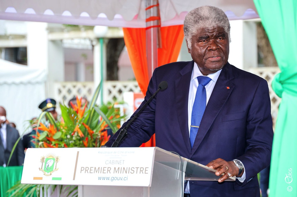 Ponctions sur les salaires des enseignants grévistes, libération de Assi Ghislain, prime aux enseignants... : le Premier Ministre Robert Beugré Mambé accepte d'être l'avocat des travailleurs