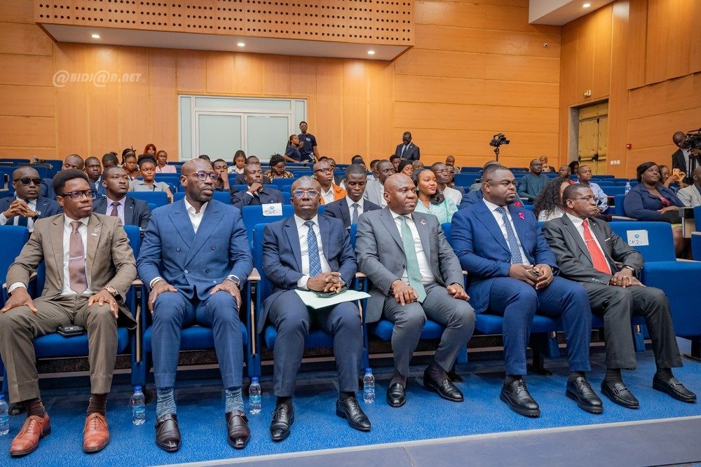 Leadership communautaire : le réseau des anciens boursiers ivoiriens du programme américain YALI lance ses activités