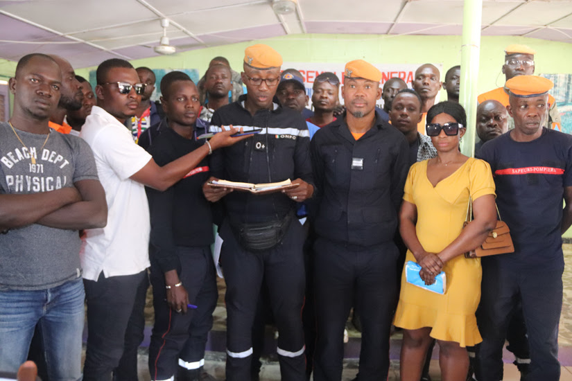 Les pompiers civils de Côte d'Ivoire suspendent momentanément l'observation de la journée continue