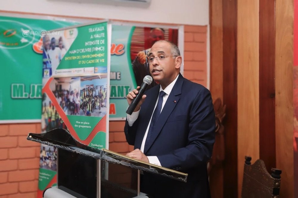 Protection de l'environnement dans La Mé:  Patrick Achi engage les populations dans un projet vert