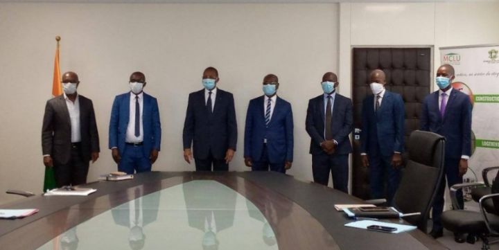 Logements sociaux des enseignants: Bruno Nabagné koné encourage le démarrage des travaux