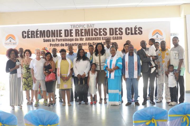 Programme de Logements : Les souscripteurs au programme Tilleul 3 de Tropic Bat de Bassam reçoivent leurs clés