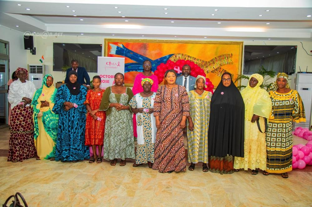 Lutte contre le cancer du sein : le Conseil municipal de Treichville offrent le dépistage gratuit à plusieurs femmes