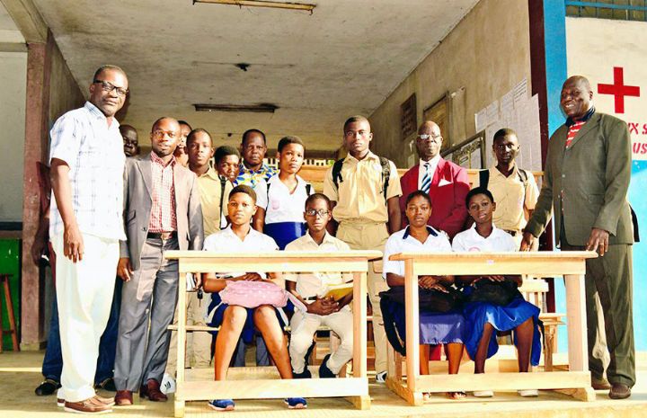 Lycée municipal 1 d’Attécoubé: le Coges fait don de tables-bancs