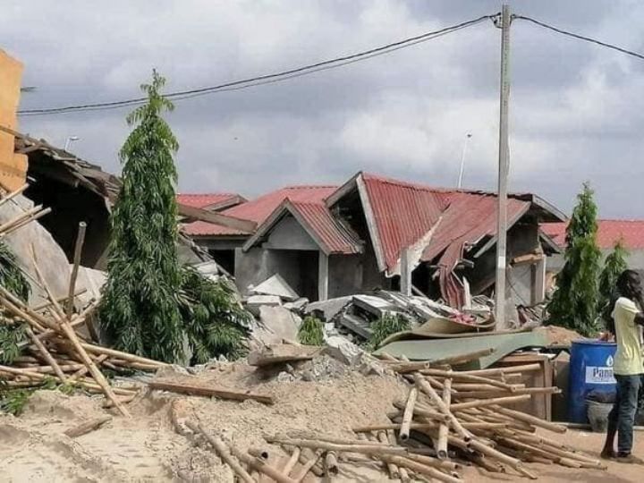 La villa offerte au journaliste ivoirien lauréat du prix Ebony 2009 rasée