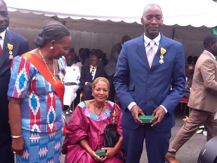 Presse - L’ex président de l’ UNJCI, Mam Camara, décoré.