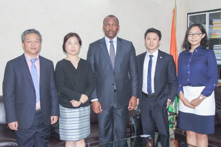 Développement de la Formation Professionnelle en Côte d’Ivoire: Mamadou TOURE échange avec un grand groupe chinois