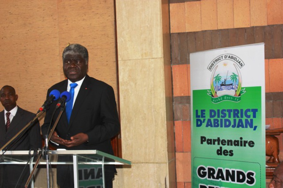 Le ministre-gouverneur du district d’Abidjan initie une opération de soins gratuits pour les populations de Songon