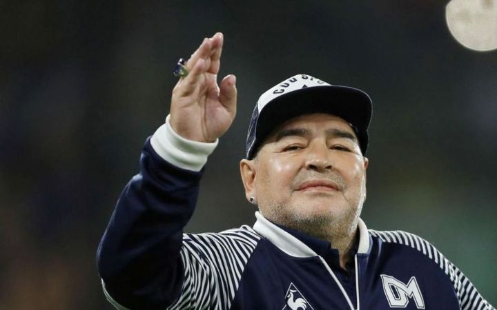 Le footballeur Diego Maradona est mort à l’âge de 60 ans