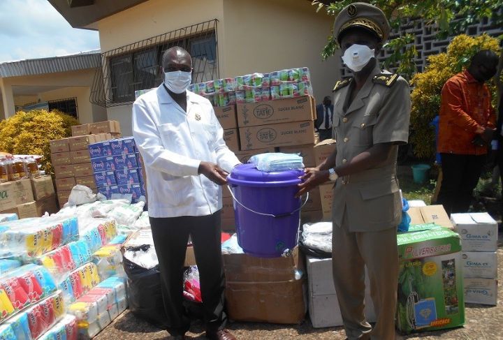 COVID-19 : Le conseil régional de la Marahoué offre un lot de matériel de protection et des vivres à la population