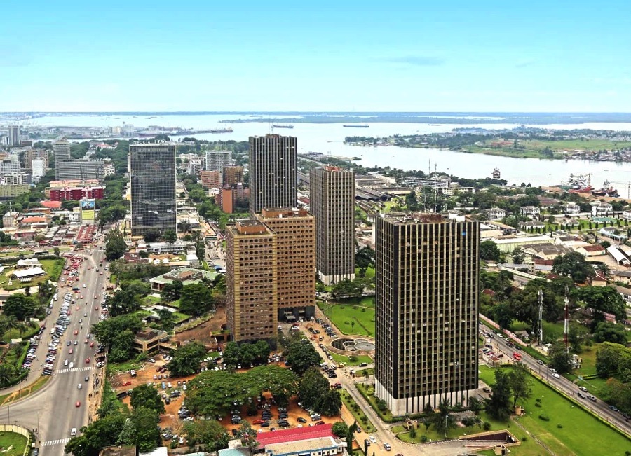 Marchés obligataires internationaux : la Côte d’Ivoire lève 2,6 milliards de dollars, à travers deux obligations de maturités respectives de neuf et treize ans