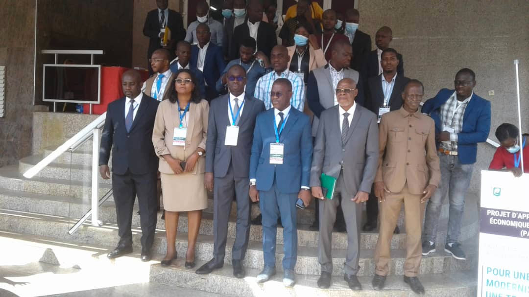 Marchés publics ivoiriens: les acteurs invités à éviter les ``raccourcis``