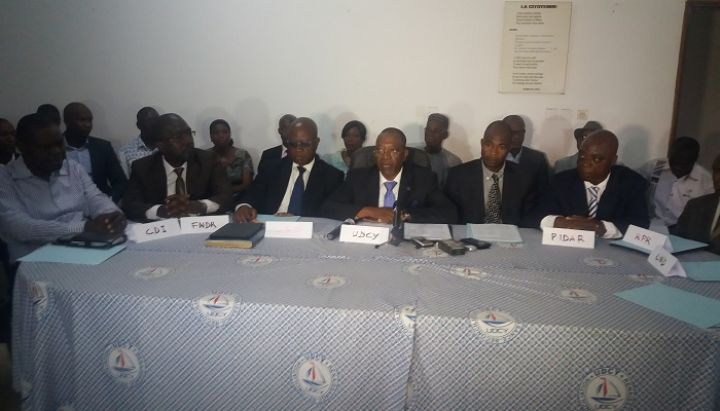 Nouvelle Constitution : Des partis de l’opposition disent oui et appellent à un « consensus national» autour du projet