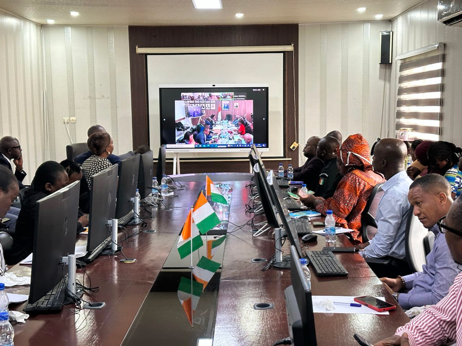 Ministère de la Communication : Amadou Coulibaly renforce les capacités du personnel