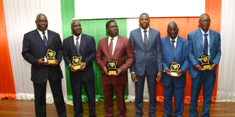 Ministère du Plan et du Développement : Les agents cumulant au moins 20 ans d'ancienneté distingués