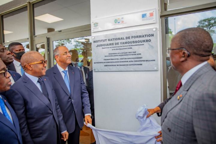 Justice : le Premier Ministre Patrick Achi inaugure les nouveaux locaux de l’Institut National de Formation Judiciaire
