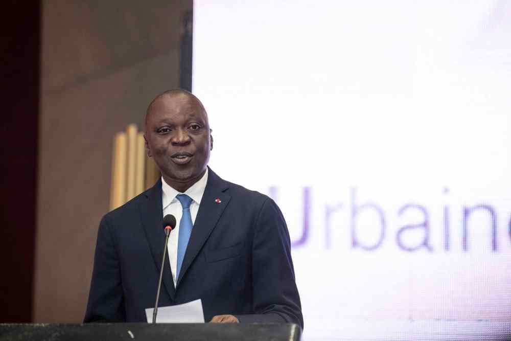 Modernisation du transport artisanal en réflexion à Abidjan : le ministre Amadou Koné engage l’AMUGA à réformer les secteurs des Gbaka, des taxis communaux et des pinasses