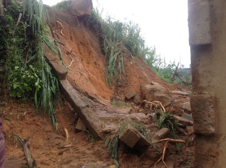 Eboulements et glissements de terrains : Le maire d’Attécoubé annonce son plan