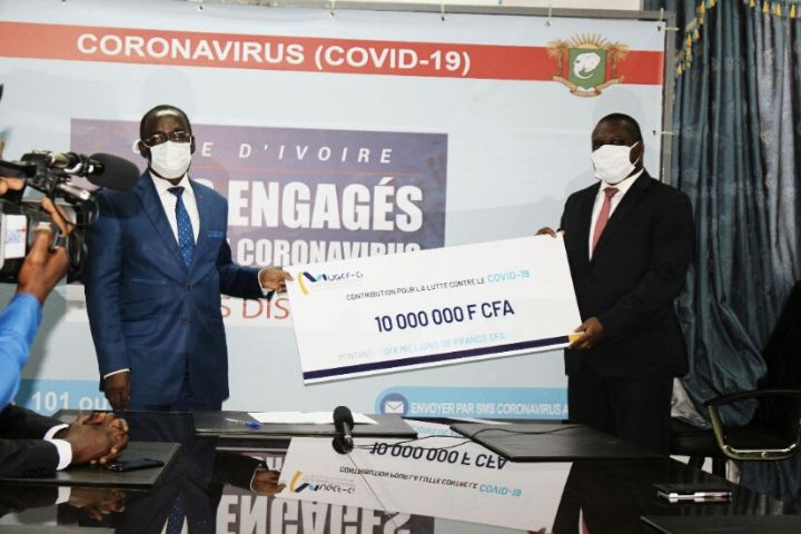 COVID-19: La MUGEF-CI fait un don de 10 millions de FCFA au Ministère de la Santé